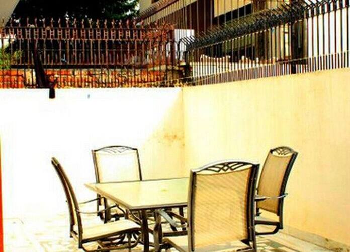 TG Stays Sushant Lok 1, Gurgaon 4